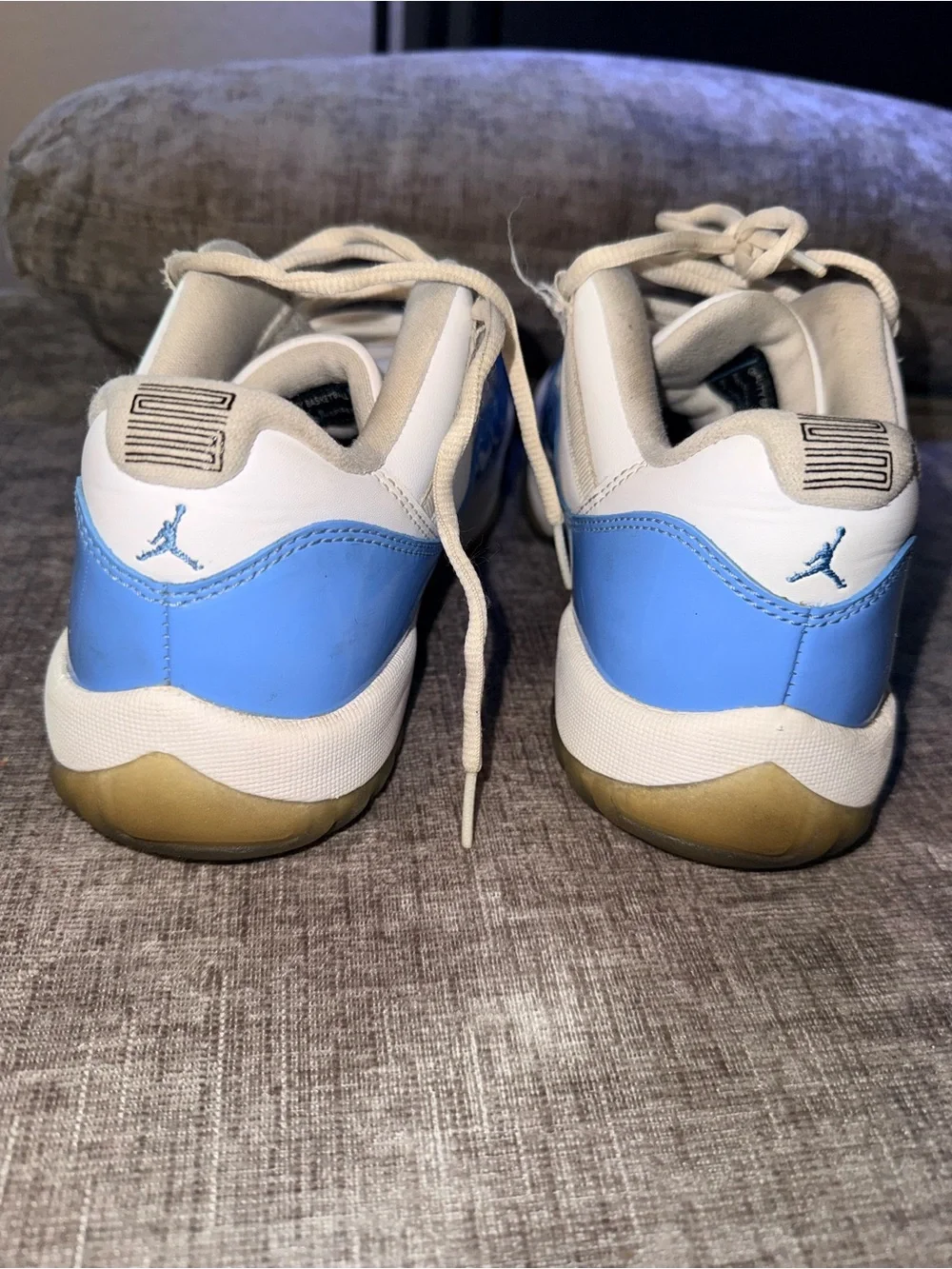Air Jordan 11 Low‎ UNC White Blue Men’s Size 7.5 528895-106